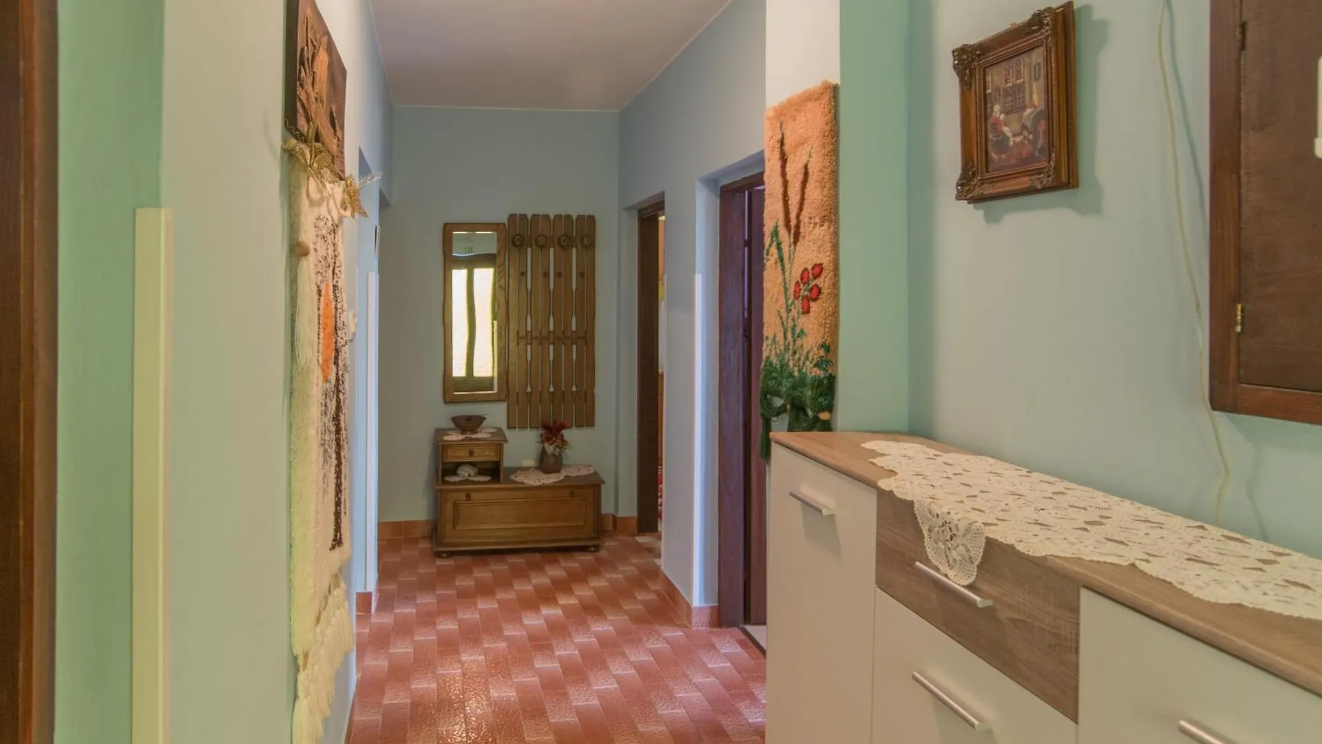 Apartments Mali Losinj - Poljana
